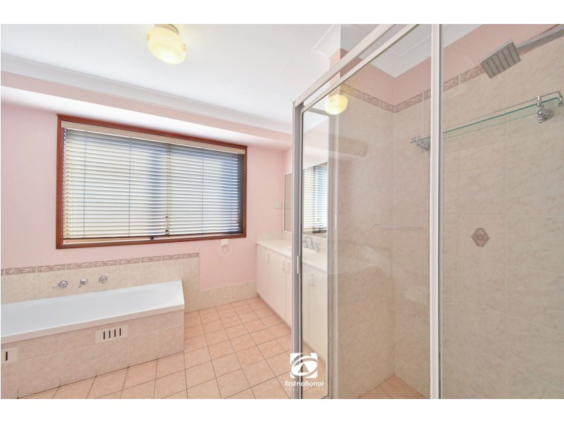 44 Downes Crescent, Currans Hill NSW 2567