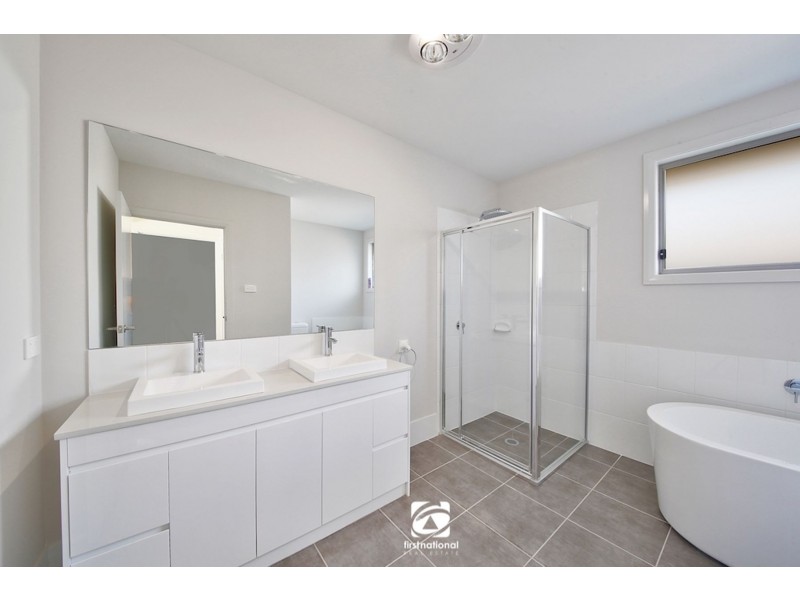 23 Jenolan Circuit, Harrington Park NSW 2567