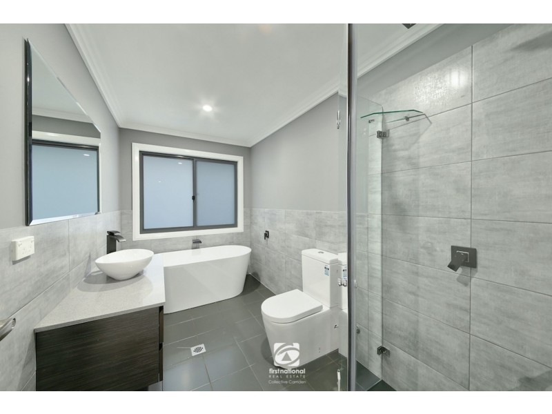 137 Holden Drive, Oran Park NSW 2570