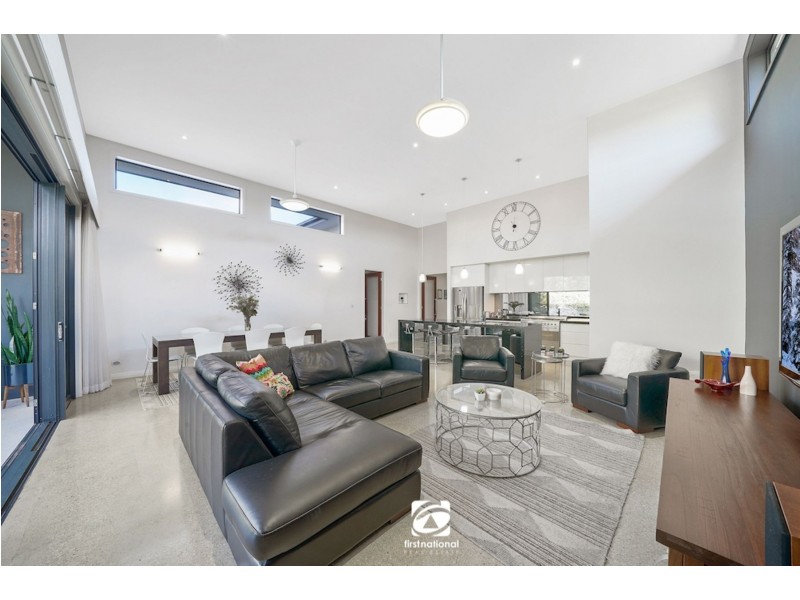 40 Hawthorne Circuit, Harrington Park NSW 2567