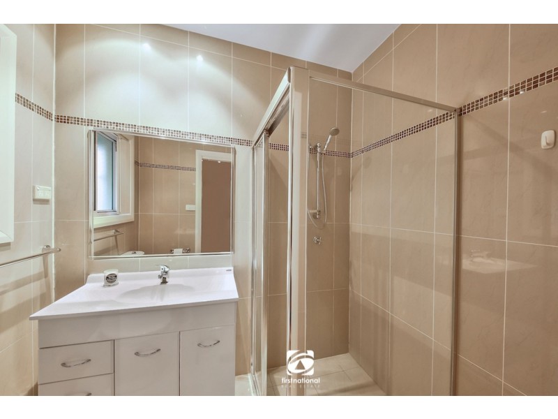 27 Wainewright Avenue, West Hoxton NSW 2171