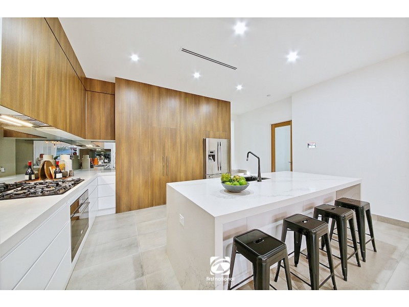 9 Howe Street, Harrington Park NSW 2567