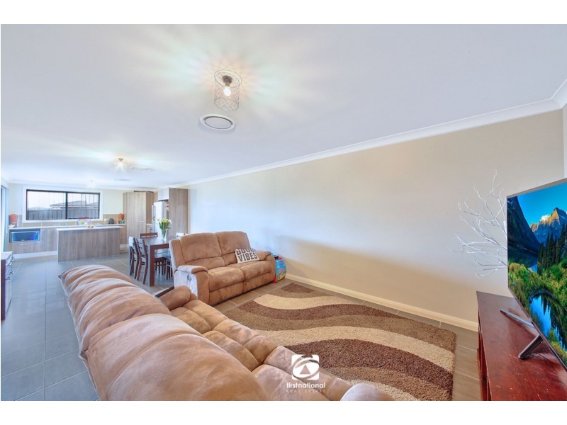 4 & 4B Courtney Loop, Oran Park NSW 2570