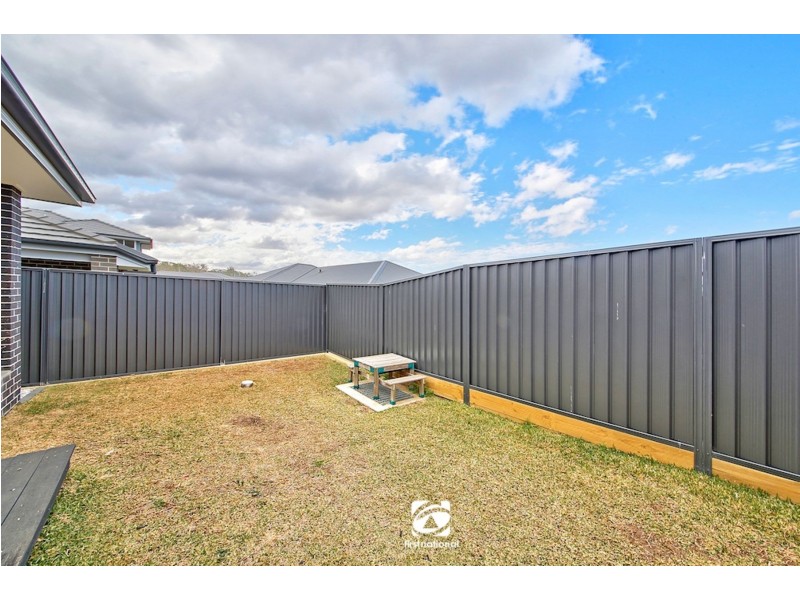 4 & 4B Courtney Loop, Oran Park NSW 2570