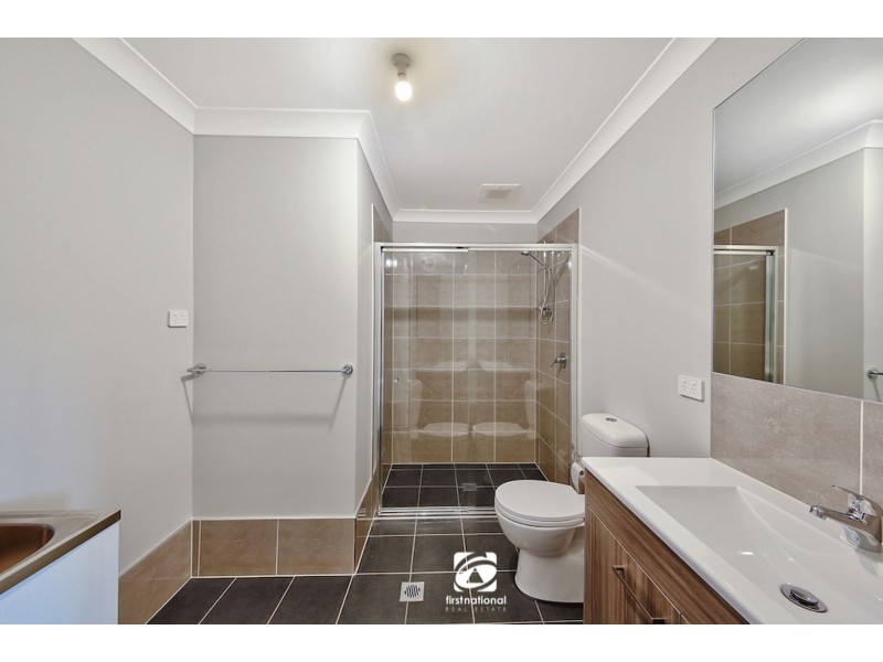 4 & 4B Courtney Loop, Oran Park NSW 2570