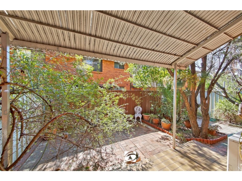 2/32 Broughton Street, Campbelltown NSW 2560