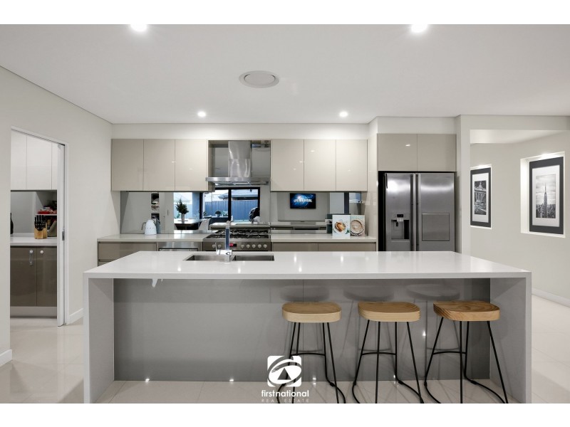 7 Dargin Close, Harrington Park NSW 2567