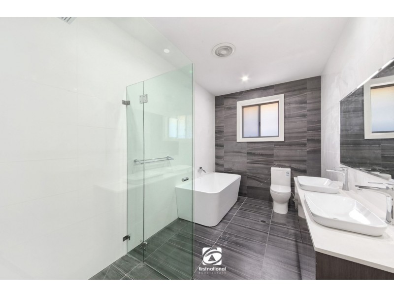 21 Kale Road, Spring Farm NSW 2570