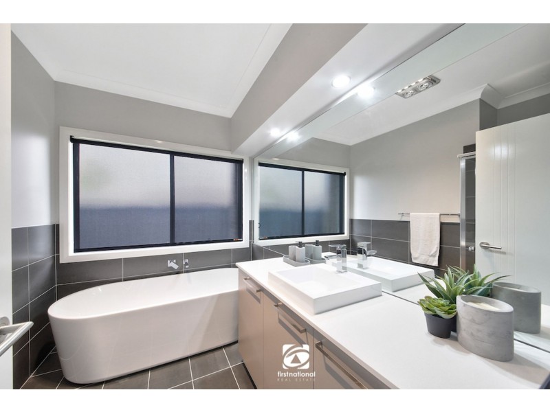 39 Lawler Drive, Oran Park NSW 2570