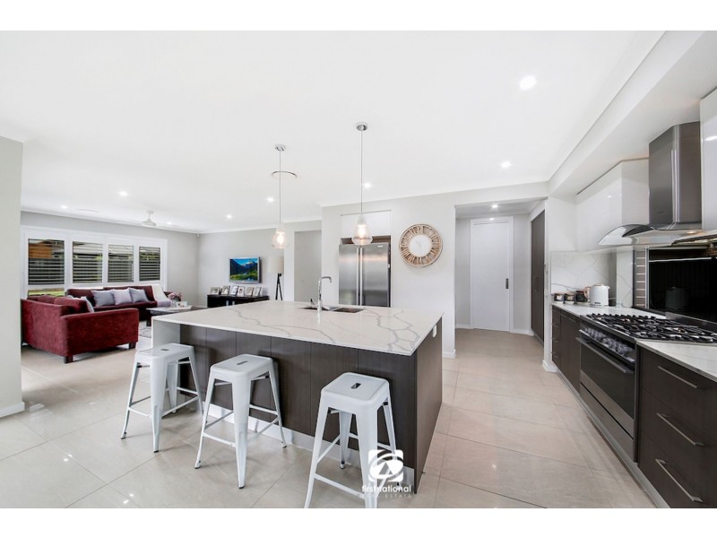6 Benalla Cove, Harrington Park NSW 2567
