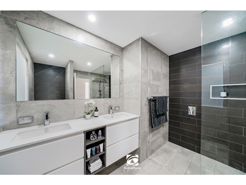 18 Glenrowan Drive, Harrington Park NSW 2567