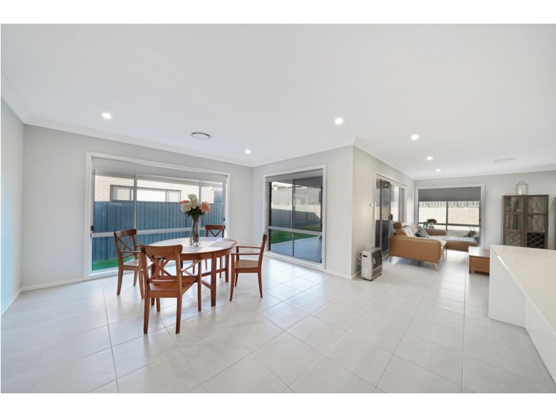 20 Thorpe Circuit, Oran Park NSW 2570