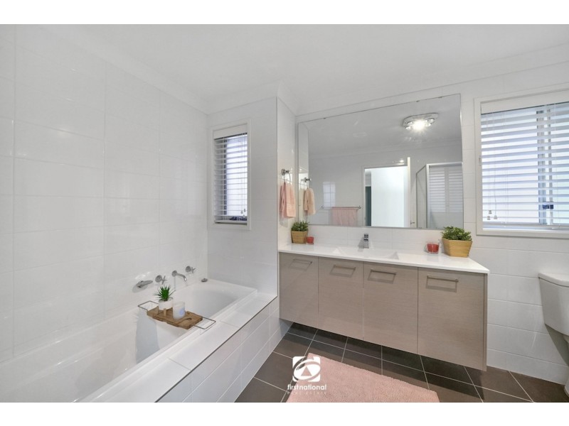 53 Donahue Circuit, Harrington Park NSW 2567