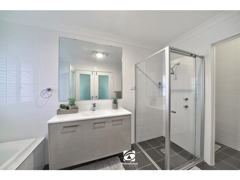 53 Donahue Circuit, Harrington Park NSW 2567