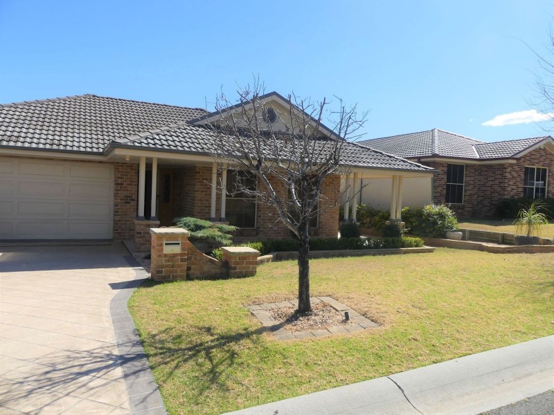 5 Hewitt Link, Harrington Park NSW 2567