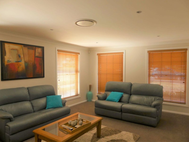 5 Hewitt Link, Harrington Park NSW 2567