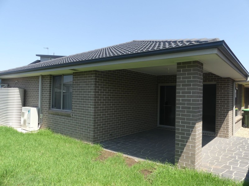 43 Nicholson Parade, Spring Farm NSW 2570