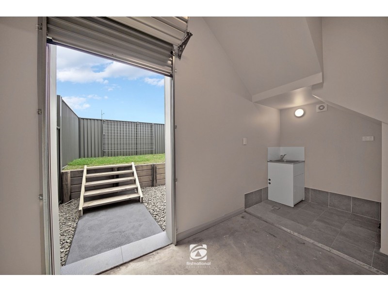 Unit 2/(Lot 3366) 1 Howard Loop, Oran Park NSW 2570