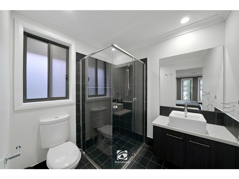 7 Reed Street, Oran Park NSW 2570