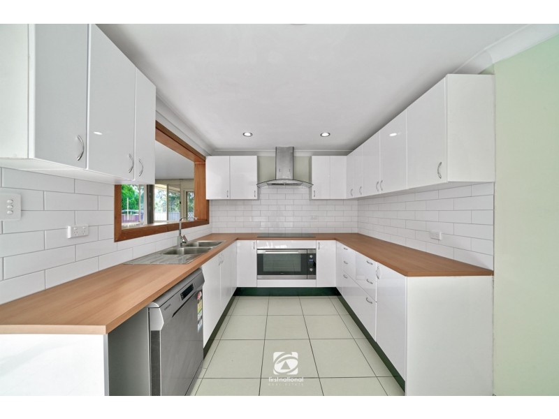 8 Kearns Avenue, Kearns NSW 2558