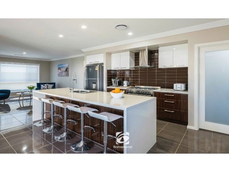 19 Chamberlain Way, Harrington Park NSW 2567