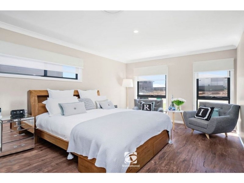 19 Chamberlain Way, Harrington Park NSW 2567
