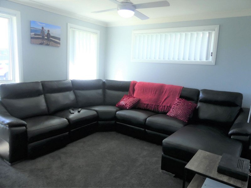 5 Brunero Street, Elderslie NSW 2570