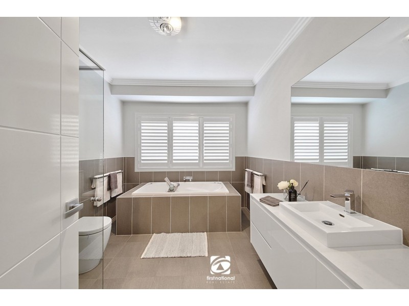 20 Wingham Avenue, Harrington Park NSW 2567