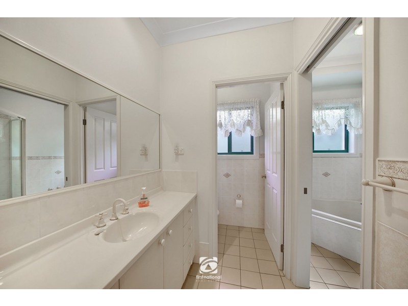 8 The Kraal Drive, Blair Athol NSW 2560