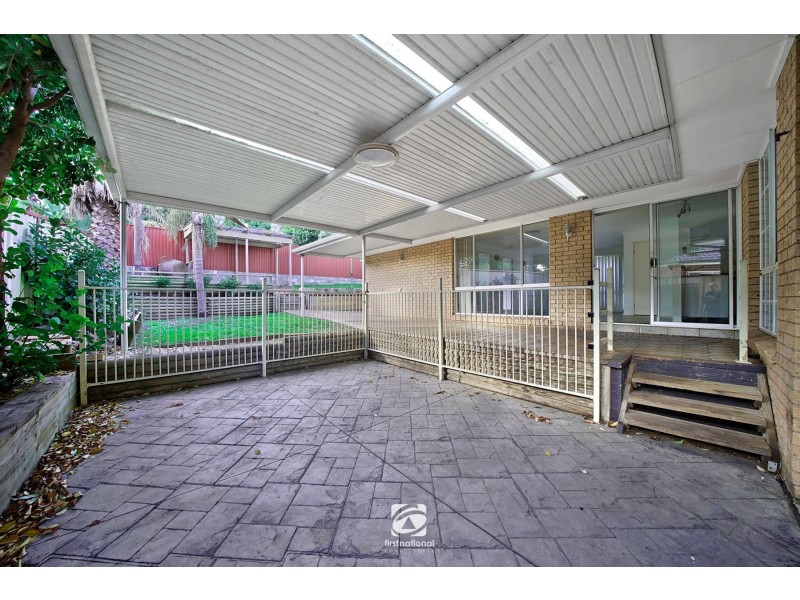 30  Downes Crescent, Currans Hill NSW 2567