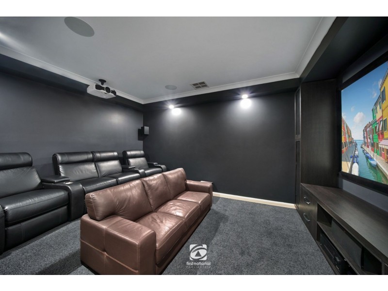 10 Cummins Loop, Harrington Park NSW 2567