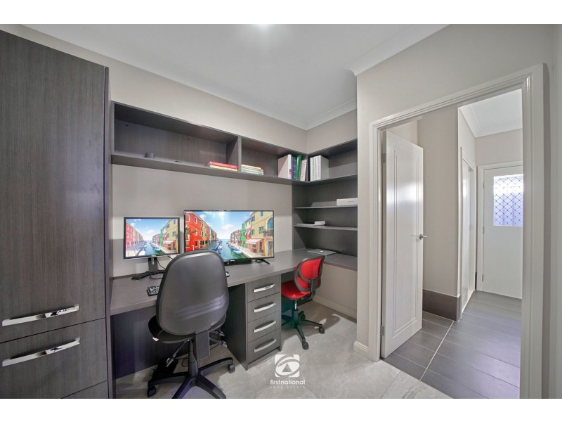 10 Cummins Loop, Harrington Park NSW 2567