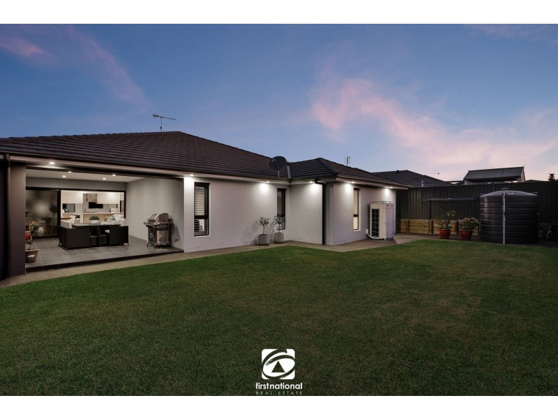7 Dargin Close, Harrington Park NSW 2567