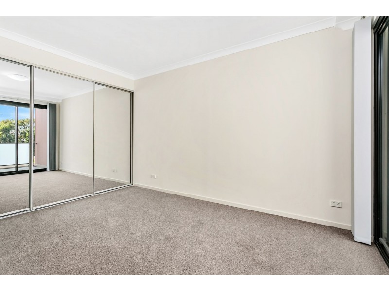 14/1 Drinkwater Lane, Edmondson Park NSW 2174