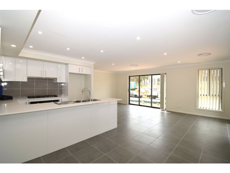 5 Pluto Avenue, Leppington NSW 2179