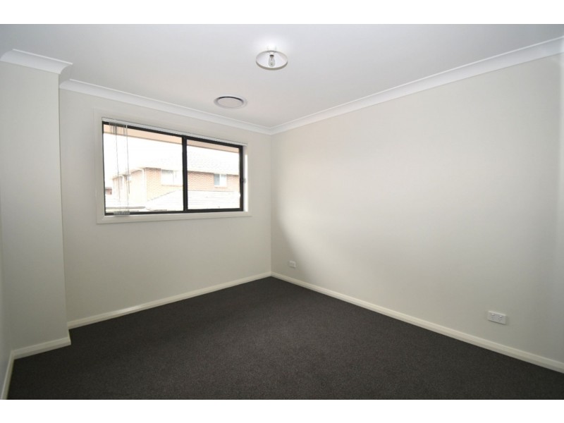 5 Pluto Avenue, Leppington NSW 2179