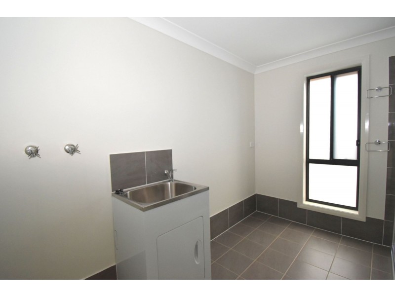 5 Pluto Avenue, Leppington NSW 2179