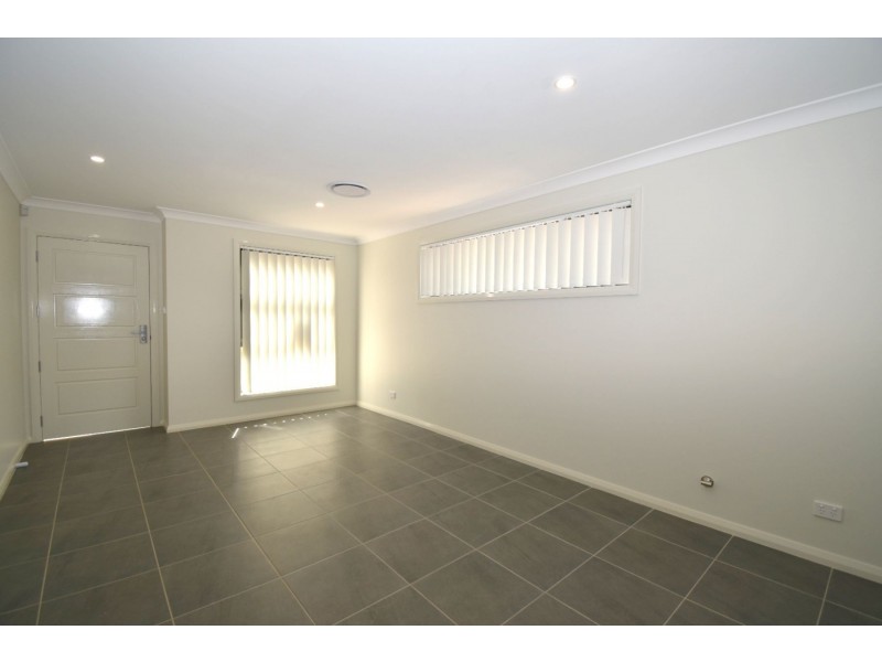 5 Pluto Avenue, Leppington NSW 2179