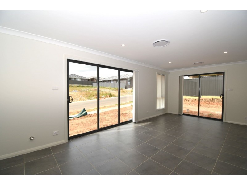 5 Pluto Avenue, Leppington NSW 2179