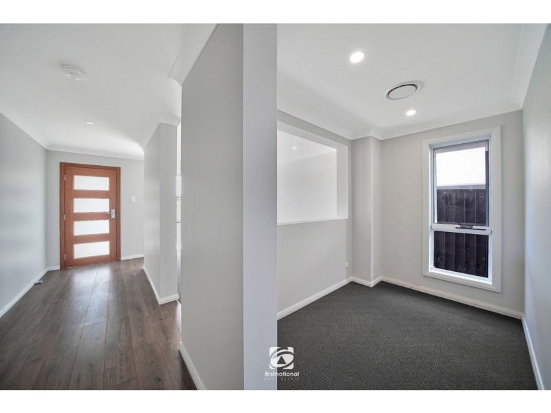 76 Stratton Circuit, Oran Park NSW 2570