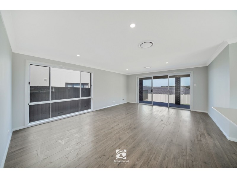 76 Stratton Circuit, Oran Park NSW 2570