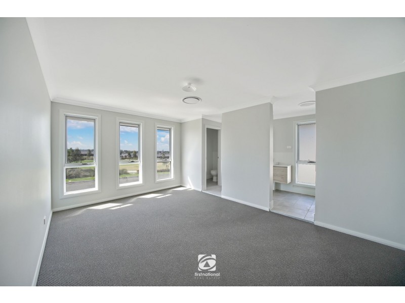 76 Stratton Circuit, Oran Park NSW 2570