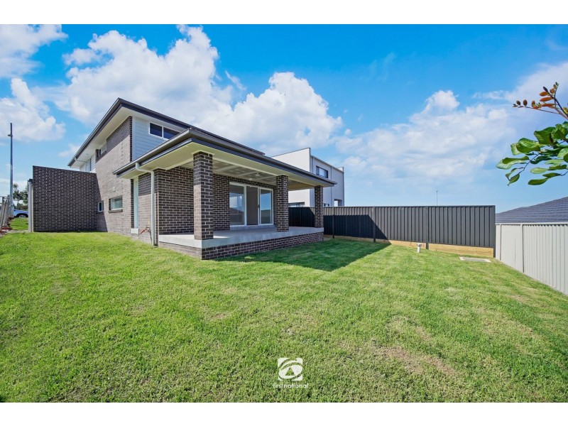 76 Stratton Circuit, Oran Park NSW 2570