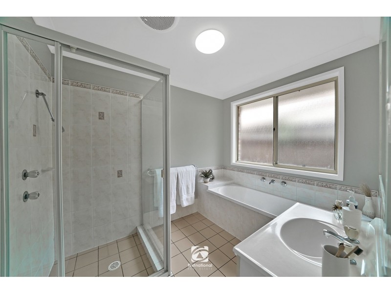 37 Chain-O-Ponds Circuit, Mount Annan NSW 2567