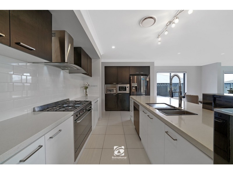 7 Euroa Way, Harrington Park NSW 2567