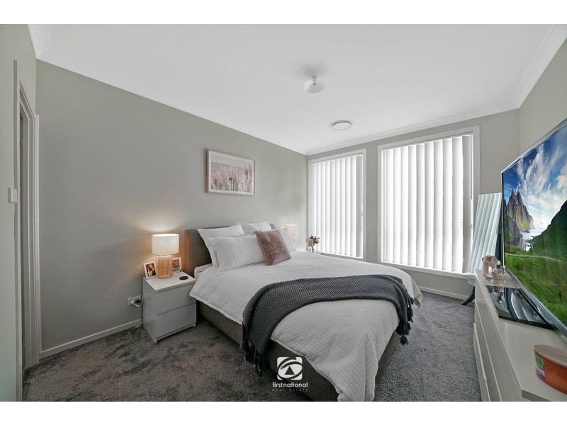 21 Lorimer Crescent, Elderslie NSW 2570