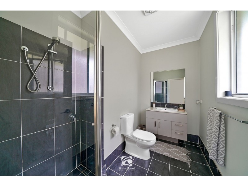 21 Lorimer Crescent, Elderslie NSW 2570