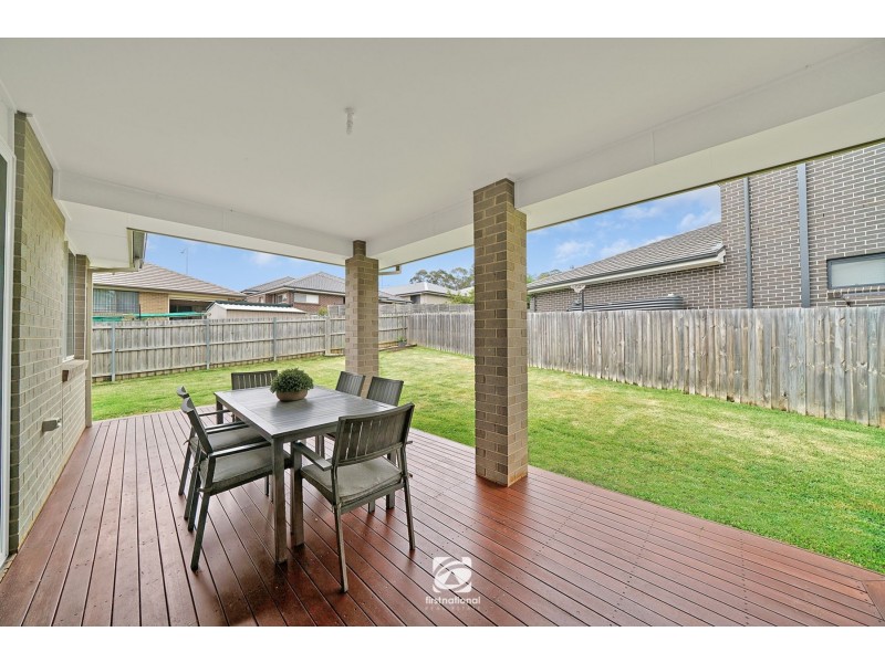 21 Lorimer Crescent, Elderslie NSW 2570