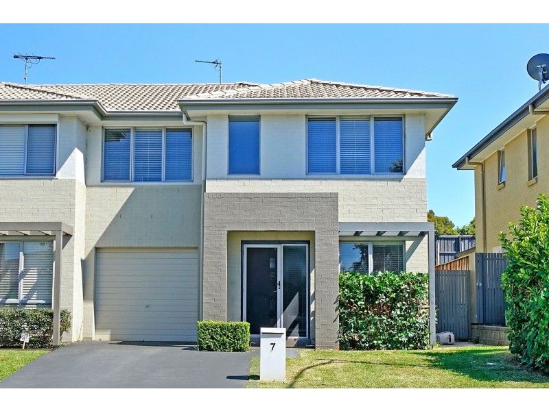 7 bandara circuit, Spring Farm NSW 2570