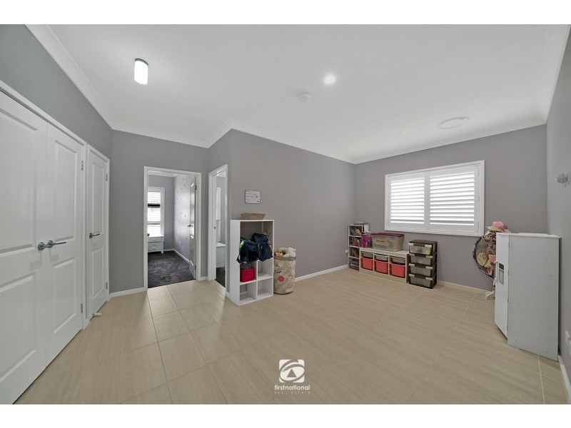 5 Chamberlain Way, Harrington Park NSW 2567